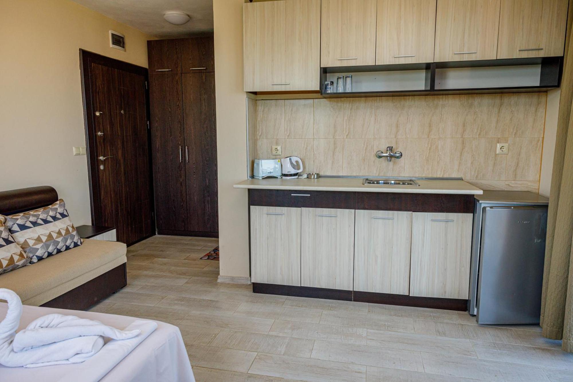 Family Hotel Silitur Ahtopol Dış mekan fotoğraf